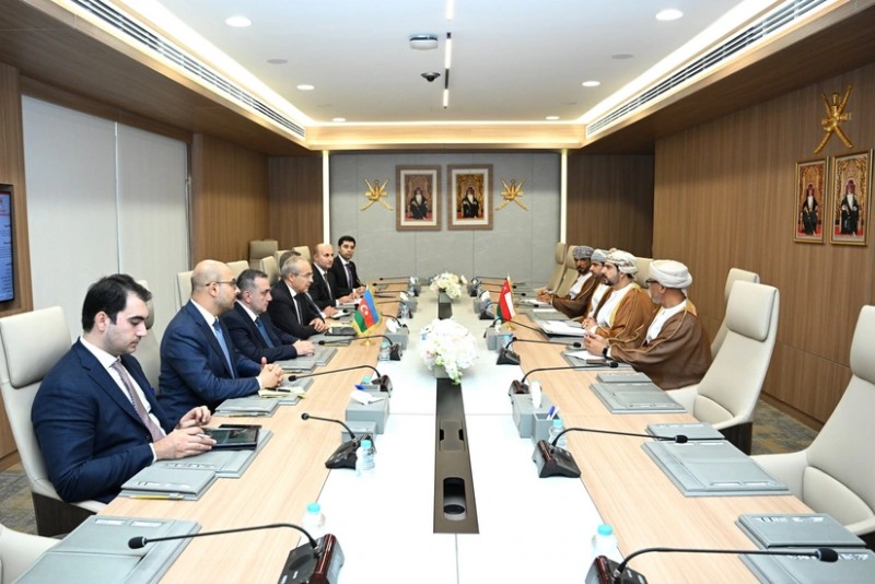 Azərbaycan və Oman birgə layihələrin icrasını müzakirə edib